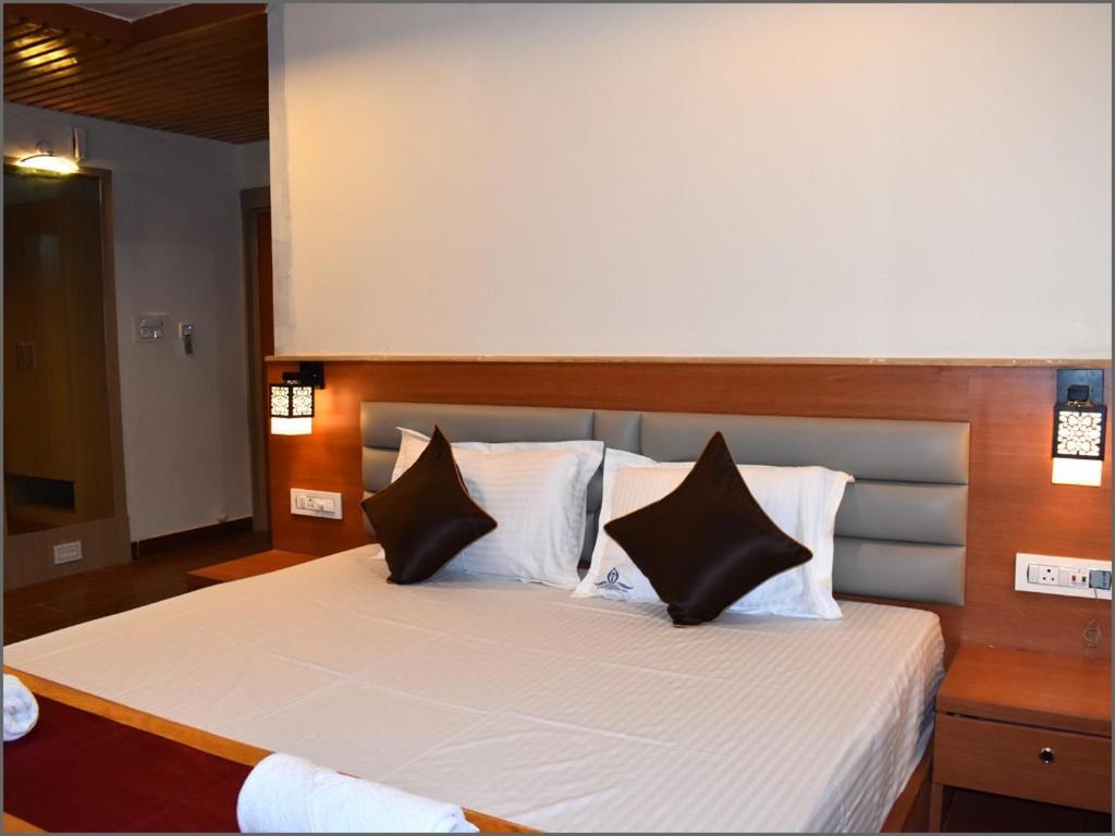 Subarnarekha Inn Jhargram ภายนอก รูปภาพ